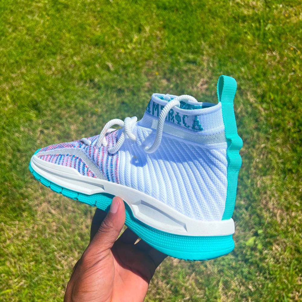 SIA Collective Sock Runners ✈️ FREE SHIPPING - Picture 7 of 9